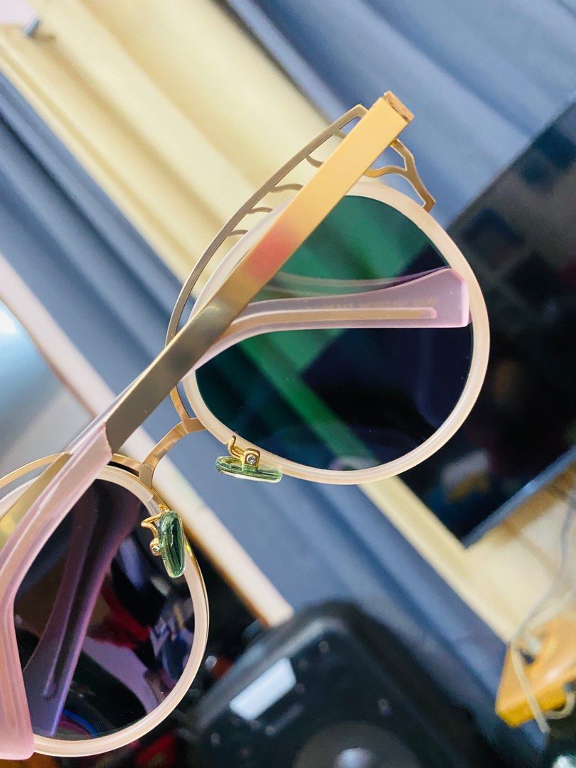 chanel shades