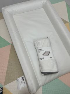 Changing pad with cover