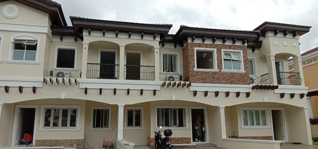 Chateau Mansion House For Sale in Versailles Alabang! on Carousell
