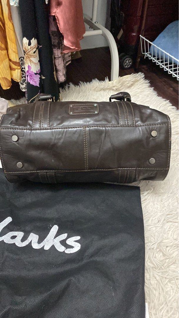 clarks, Luxury, Bags & Wallets on Carousell
