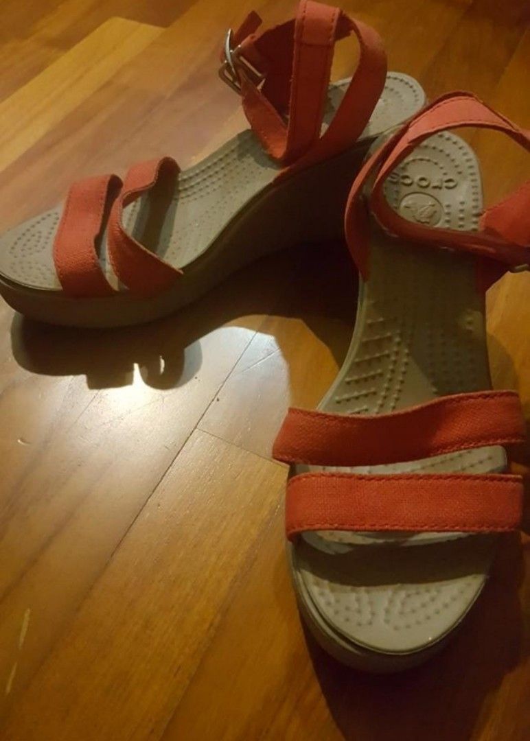 high heel crocs price