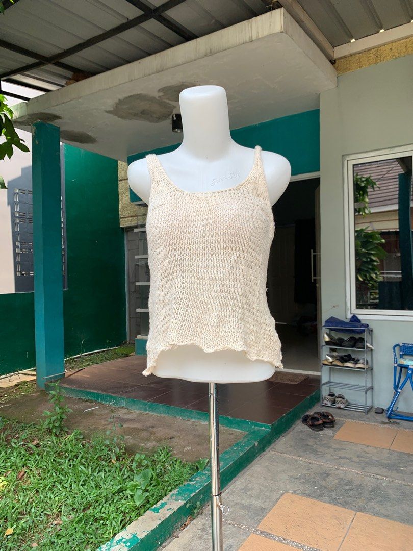 Crop Top ‼️ RAJUT 100% IMPORT PREMIUM‼️, Fesyen Wanita, Pakaian Wanita ...