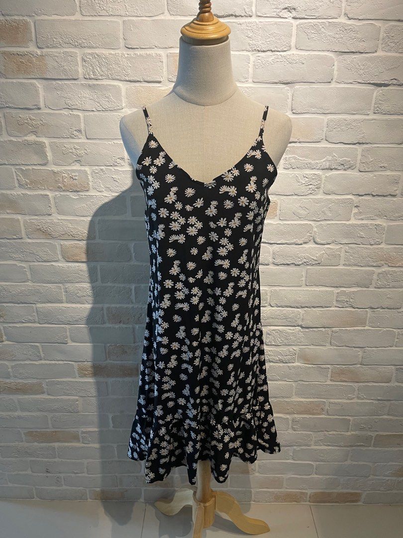 Daisy dress on sale