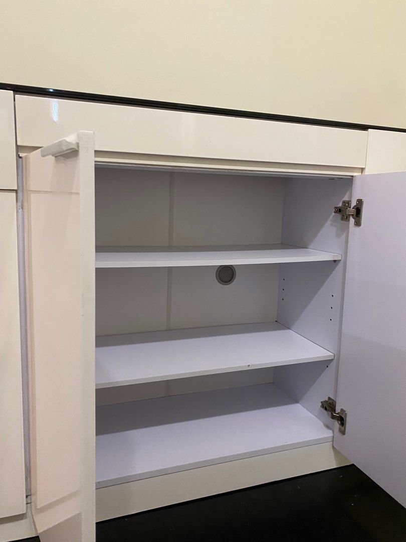 Fairly used Furniture & Home Living, Furniture, Shelves, & Racks on Carousell