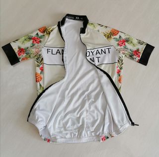 (Category: ) located in . Submitted by skcshop (Listing ID 1235342410, Image 1). Description: .