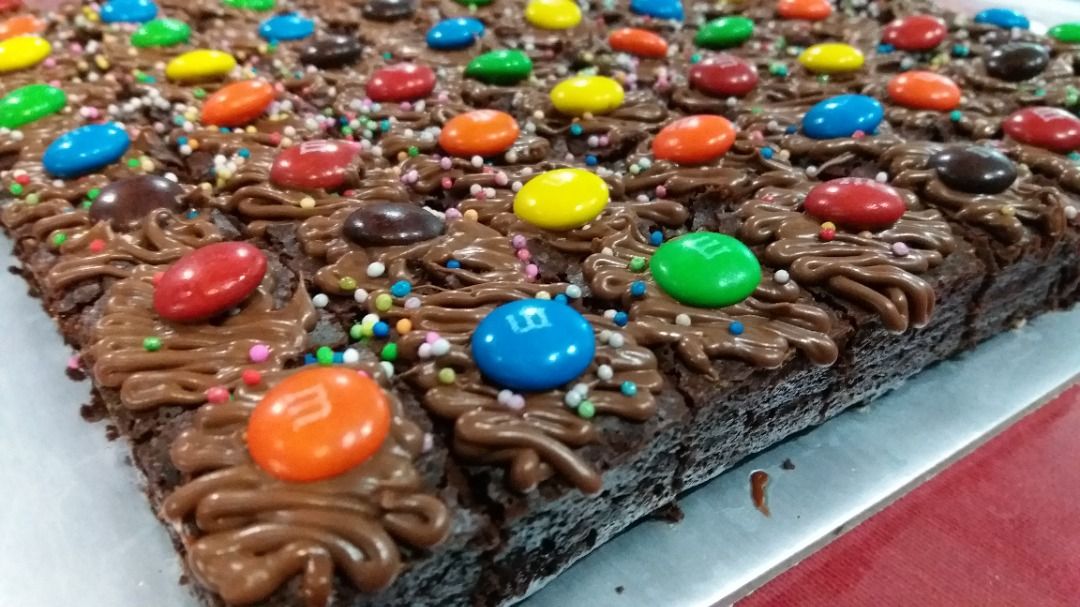 Fudgy Brownies ( Halal ), Food & Drinks, Homemade Bakes on Carousell