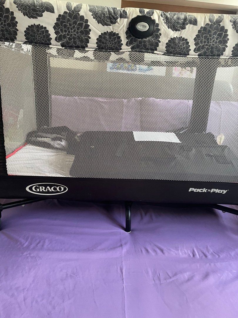 Graco Playpen, Babies & Kids, Baby Nursery & Kids Furniture, Cots