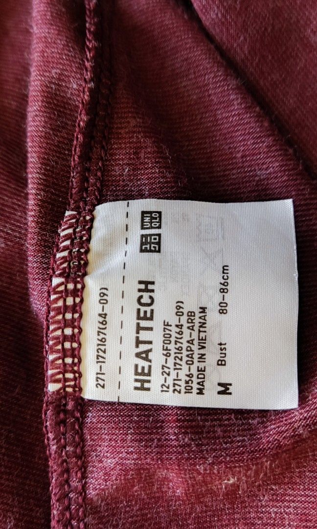Heattech inner garment maroon (Category: Undergarments & Loungewear) located in Angono. Submitted by bblossom21 (Listing ID 1235350957, Image 3). Description: super comfy! this will keep you warm and cozy. perfect winter inner wear! no issues or flaws. 100% guaranteed.👍 rfs: switched to large size.