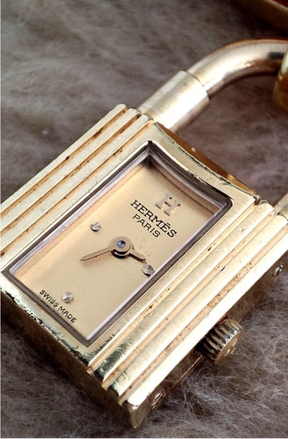 HERMES KELLY GOLD Plaque PADLOCK Quartz Gold & Black Ladies Watch Rare