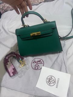 Hermes Birkin 40 Bag Z6 Malachite Ostrich SHW