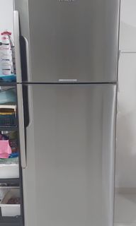 (Category: ) located in . Submitted by ahha13 (Listing ID 1235464998, Image 1). Description: .