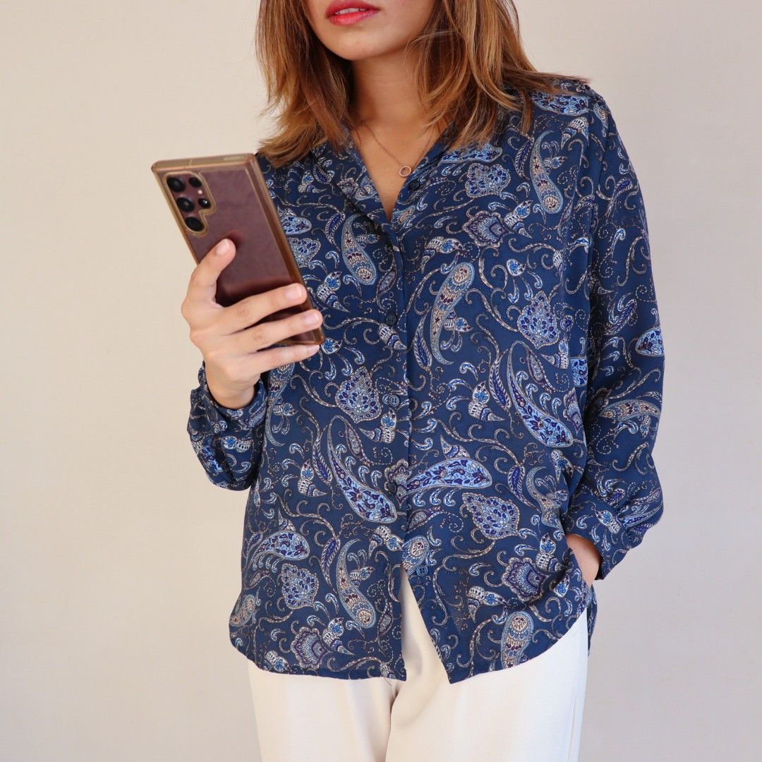 H M Paisley Pattern Button Up Blouse in Blue Women s Fashion