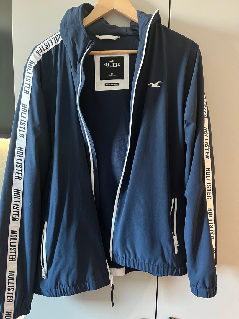White best sale hollister windbreaker