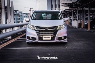 Honda Odyssey - Holographic Metallic White Full Wrap