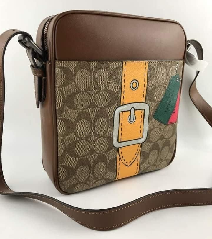 Hudson Crossbody 21 (Category: Luxury Bags & Wallets) located in Rizal. Submitted by onlinedepotwholesale2nd (Listing ID 1235341084, Image 2). Description: Hudson crossbody 21 in signature canvas With Trompe L’oeil Print 8 1/4” (L) x 9 3/4” (H) x 2 1/4” (W) CH200 2400.