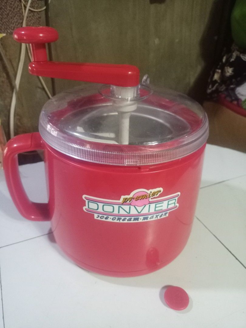 Ice cream maker (Category: Other Kitchenware & Tableware) located in Davao. Submitted by bravemoon_556cd5 (Listing ID 1235406243, Image 2). Description: pre own from US we ship nationwide gcash or bank account payment mode.