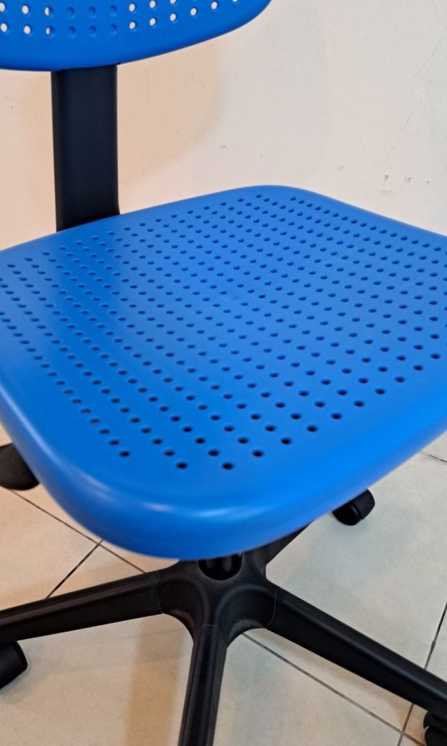 Ikea office student school kids chair sturdy with hydraulic