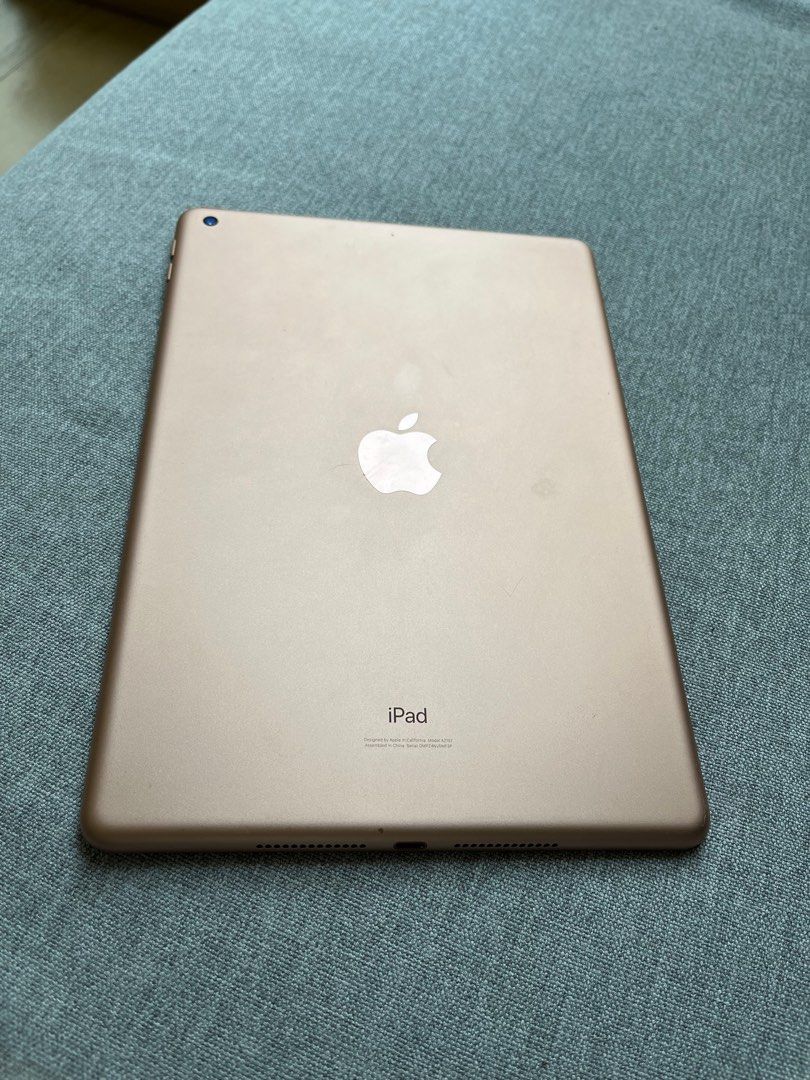 iPad 7 （分類：平板電腦 - iPad）位於 Hong Kong。 由 Tina89 提交（商品編號 1235334288，圖片 2）。簡介： 。