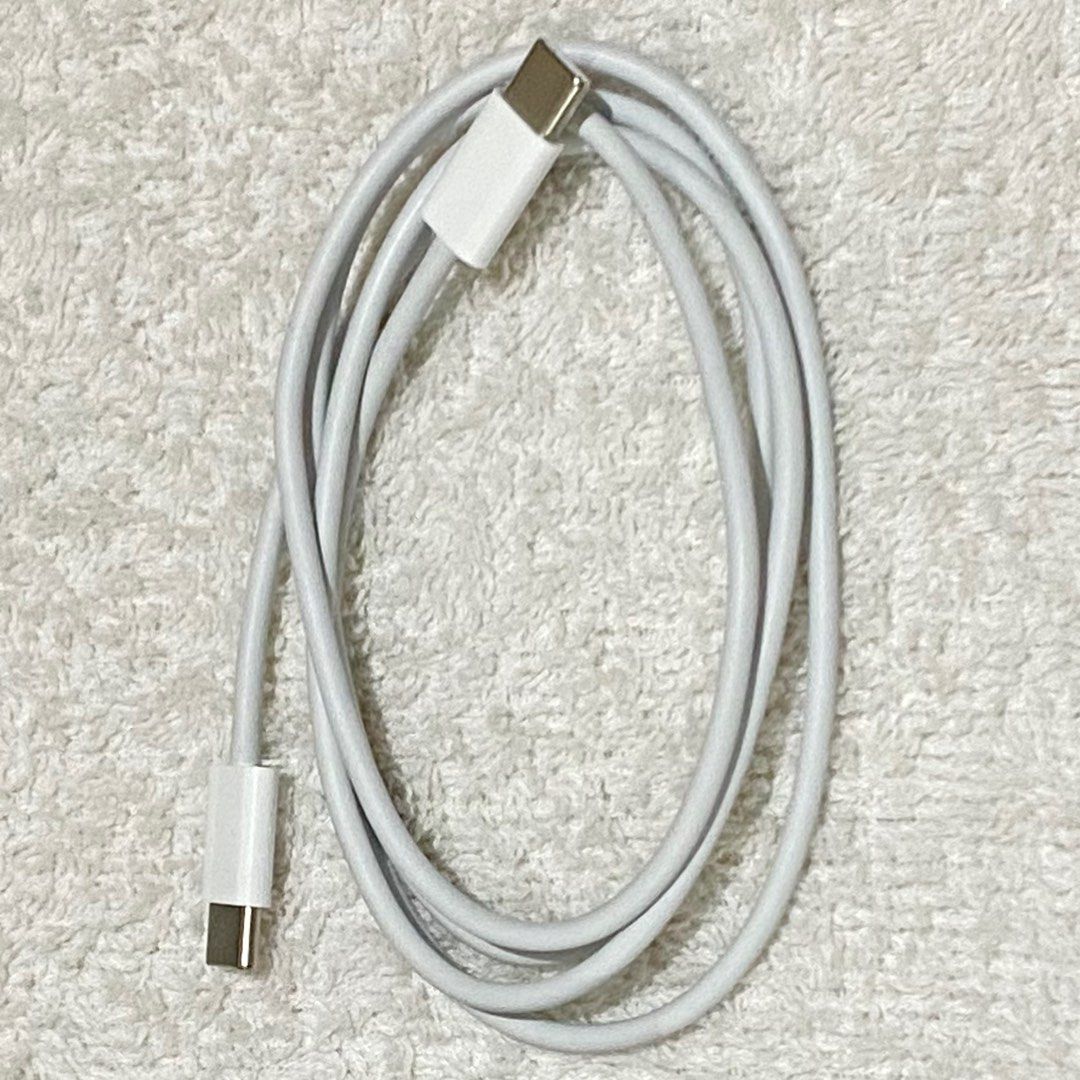 Ipad air 4 (Cable type c to type & Gadgets, Mobile & Gadget Accessories, Chargers & Cables Carousell