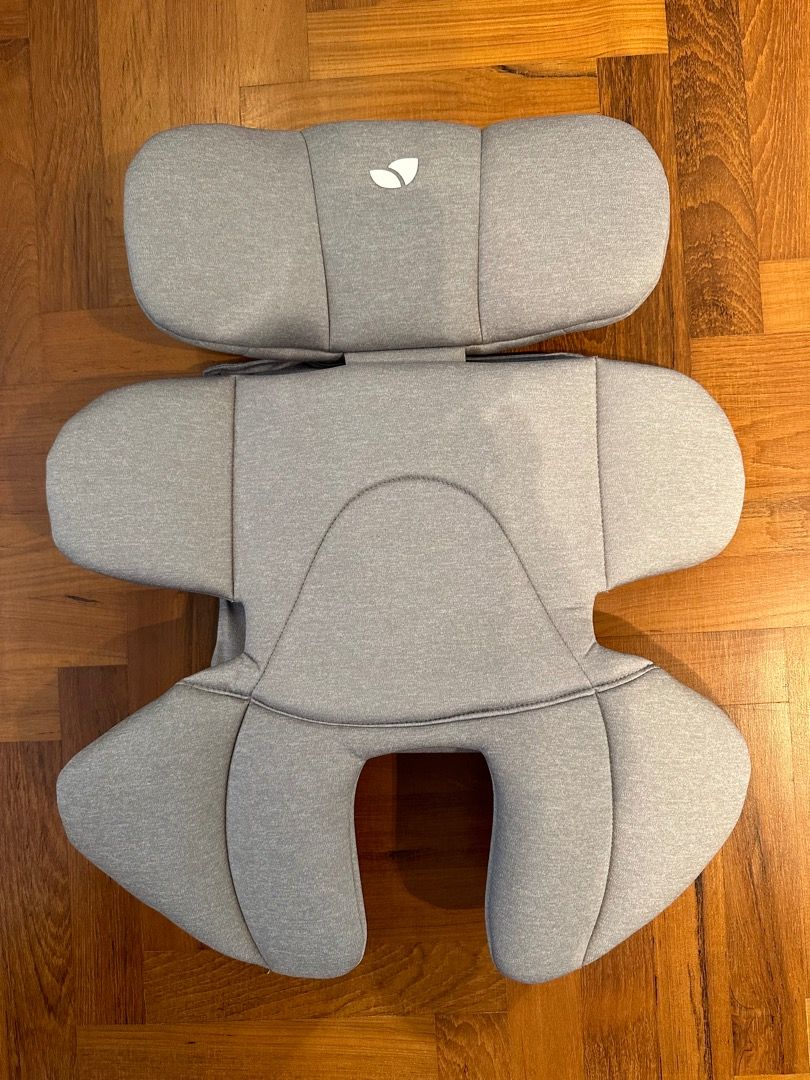 Joie 360 sale newborn insert