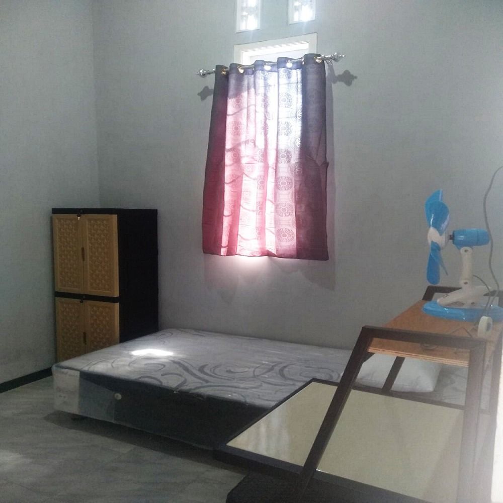 kost_putri_dekat_universitas_b_1685773377_3145a48f_progressive