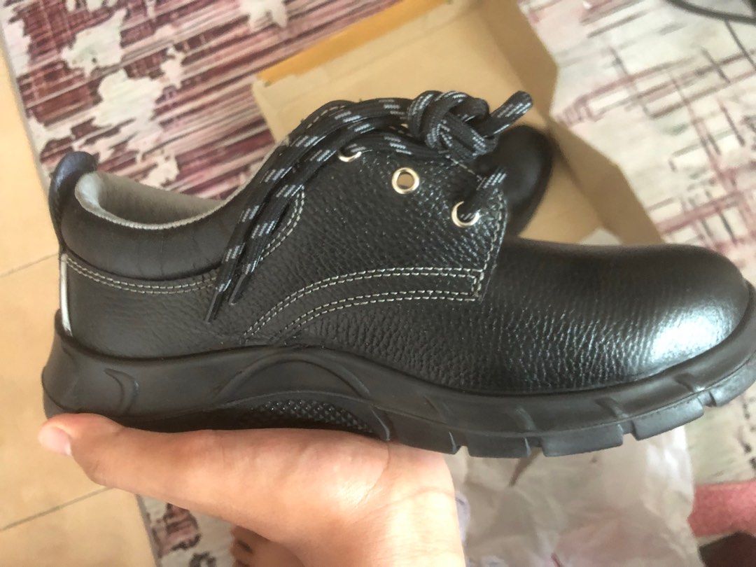 Kulitkraf safety outlet shoes price