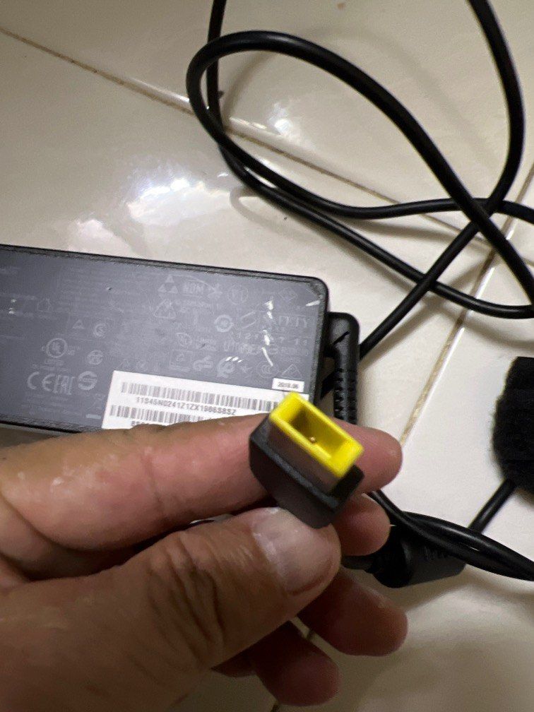 Lenovo laptop power supply, Computers & Tech, Laptops & Notebooks on
