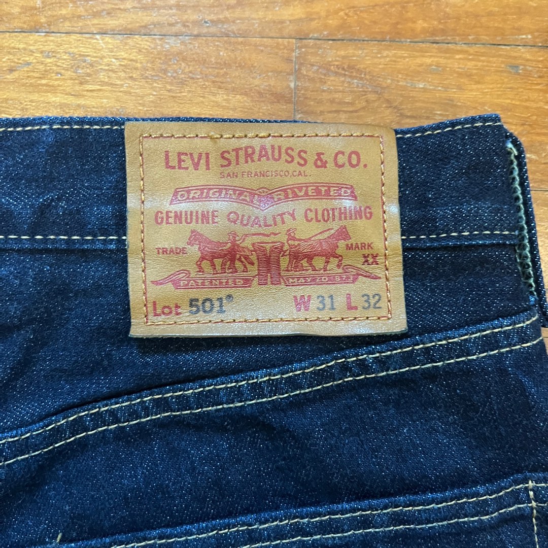 LEVI S 501 W31 L32 Men s Fashion Bottoms Jeans on Carousell