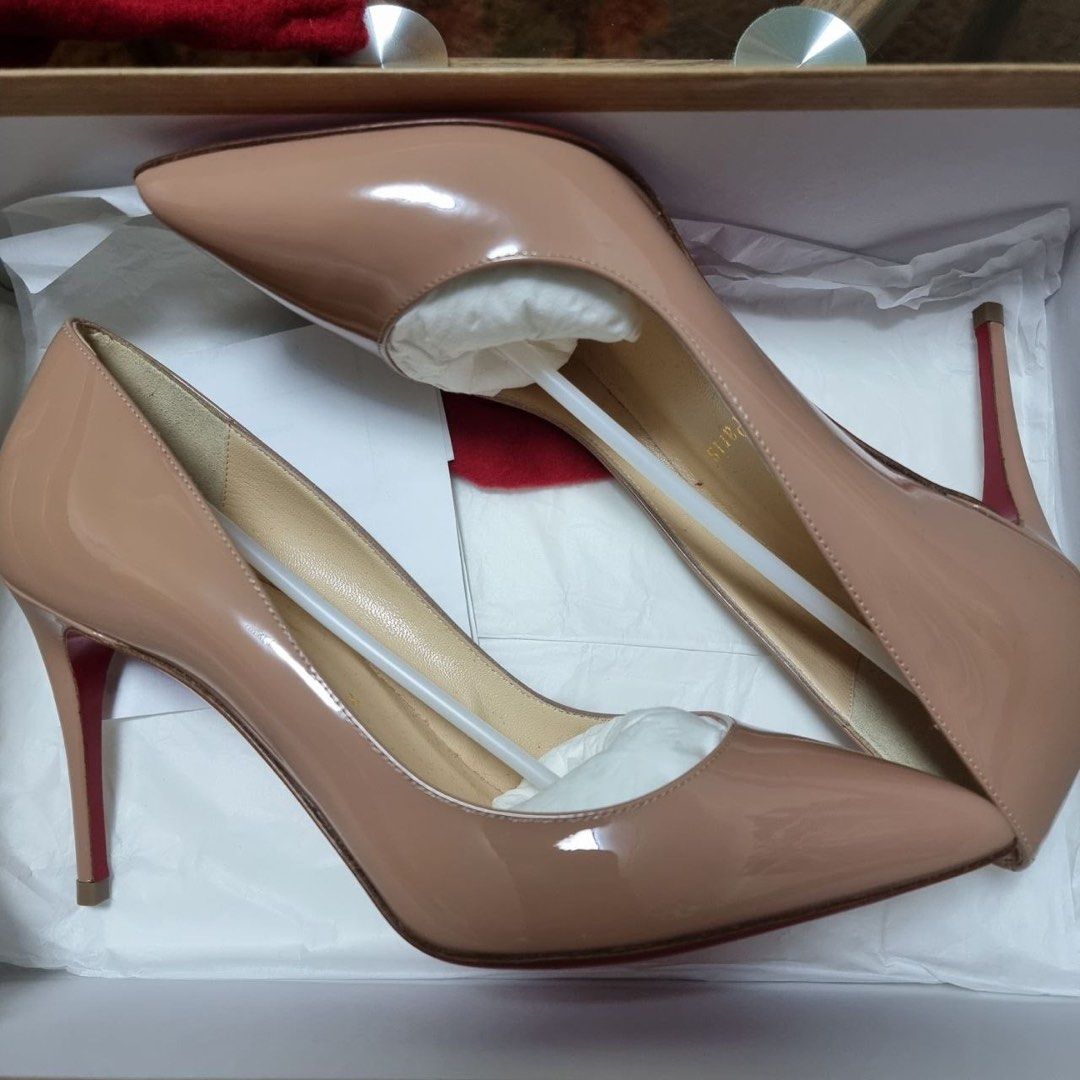 Beige sales red bottoms