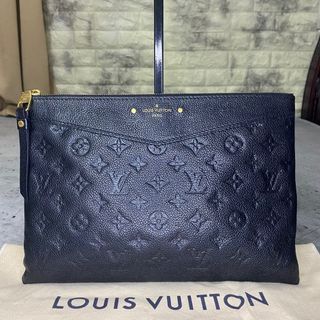 Louis Vuitton Daily Pouch