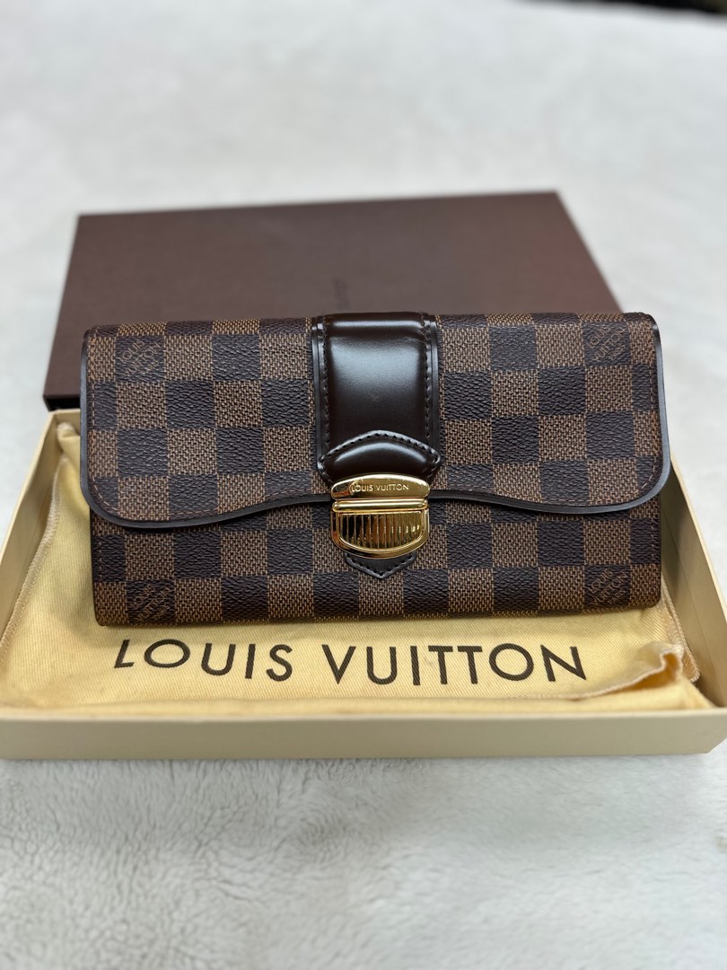 Louis Vuitton Sistina Wallet Review 