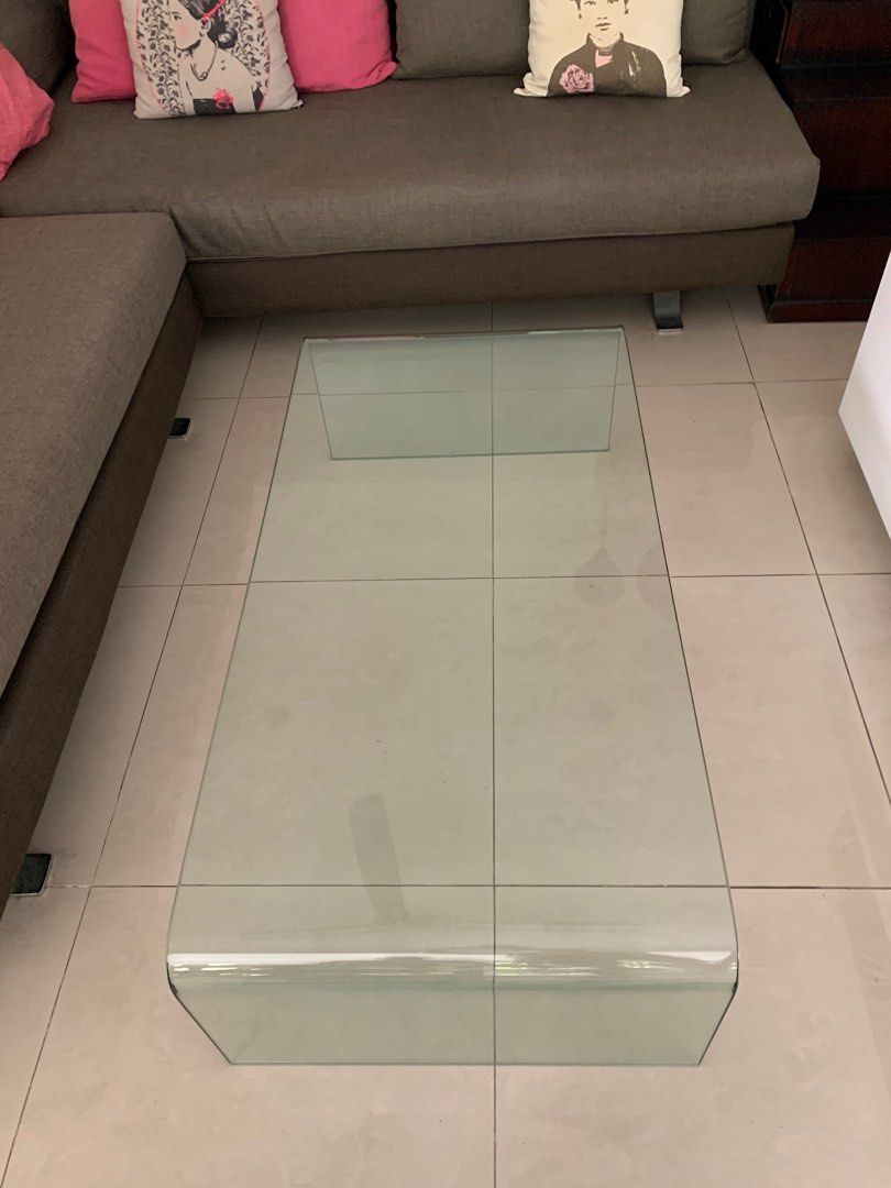 Lovely designer glass coffee table, Furniture & Home Living, Furniture