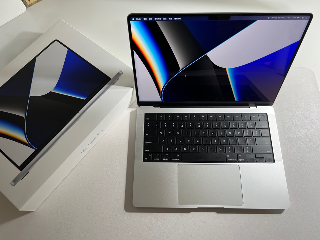 保固內MacBook Pro 14吋M1 Pro 16G 512G 銀色，原價：59900元, 電腦及