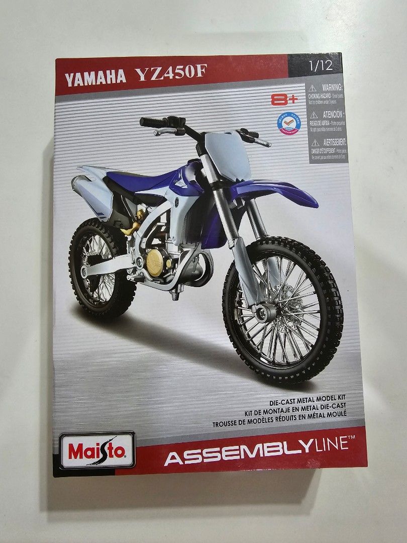 Maisto Yamaha 1/12 Miniature Bike : : Toys & Games