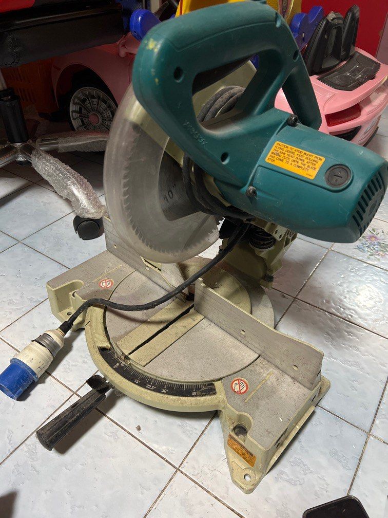 Makita miter saw 10 LS1040