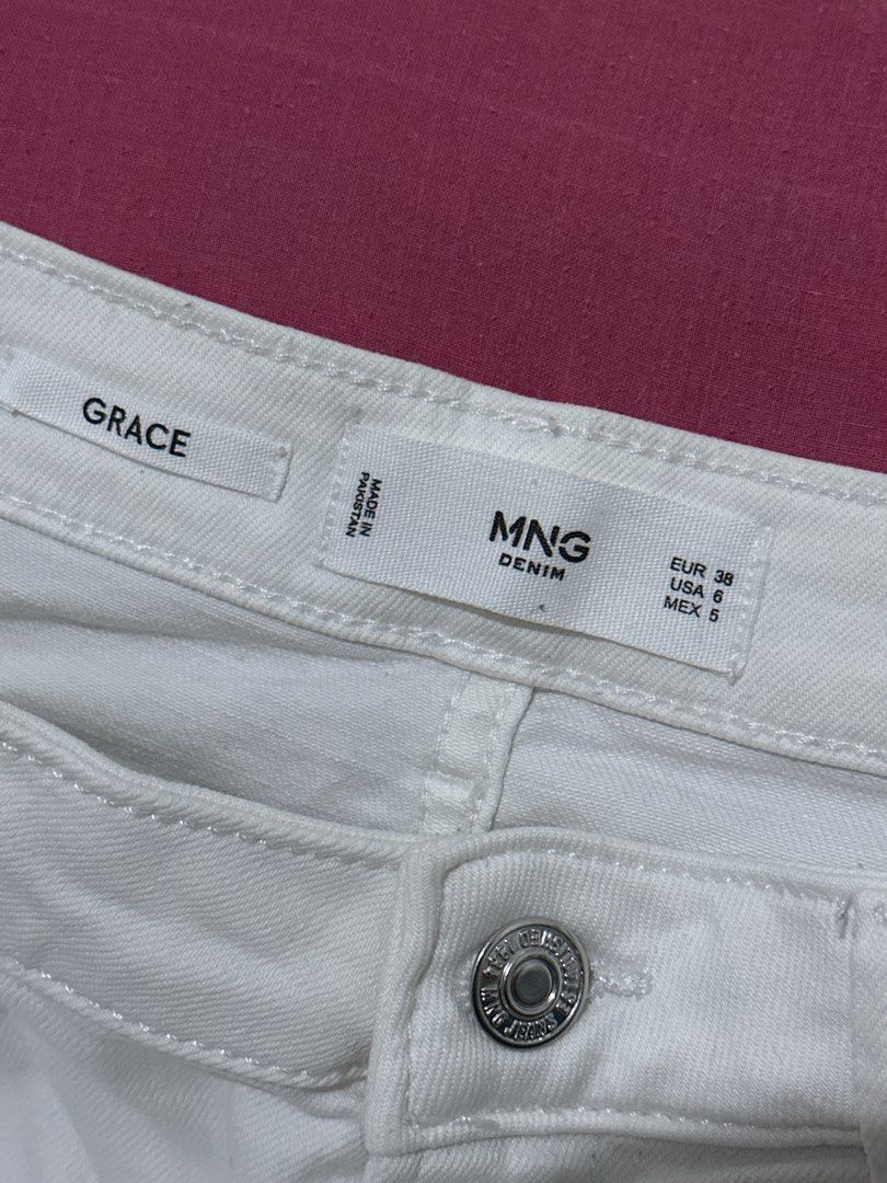 Mango white jeans (Category: Jeans) located in Mandaluyong City. Submitted by tenohthree (Listing ID 1235428646, Image 2). Description: Mango Grace jeans slim fit. Doesnt fit me anymore so i dont have worn pic. 36” length.