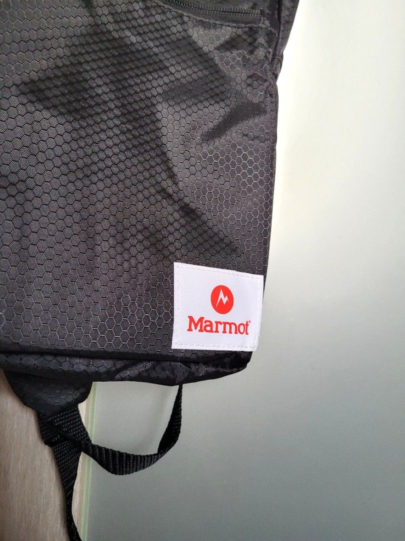 Marmot 背囊 backpack, 女裝, 手袋及銀包, 背囊 Carousell