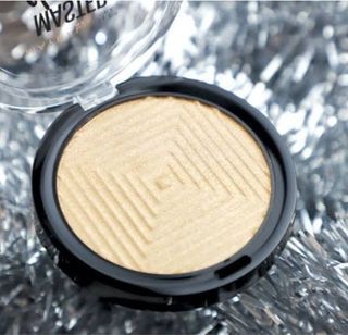 MAYBELLINE HIGHLIGHTER