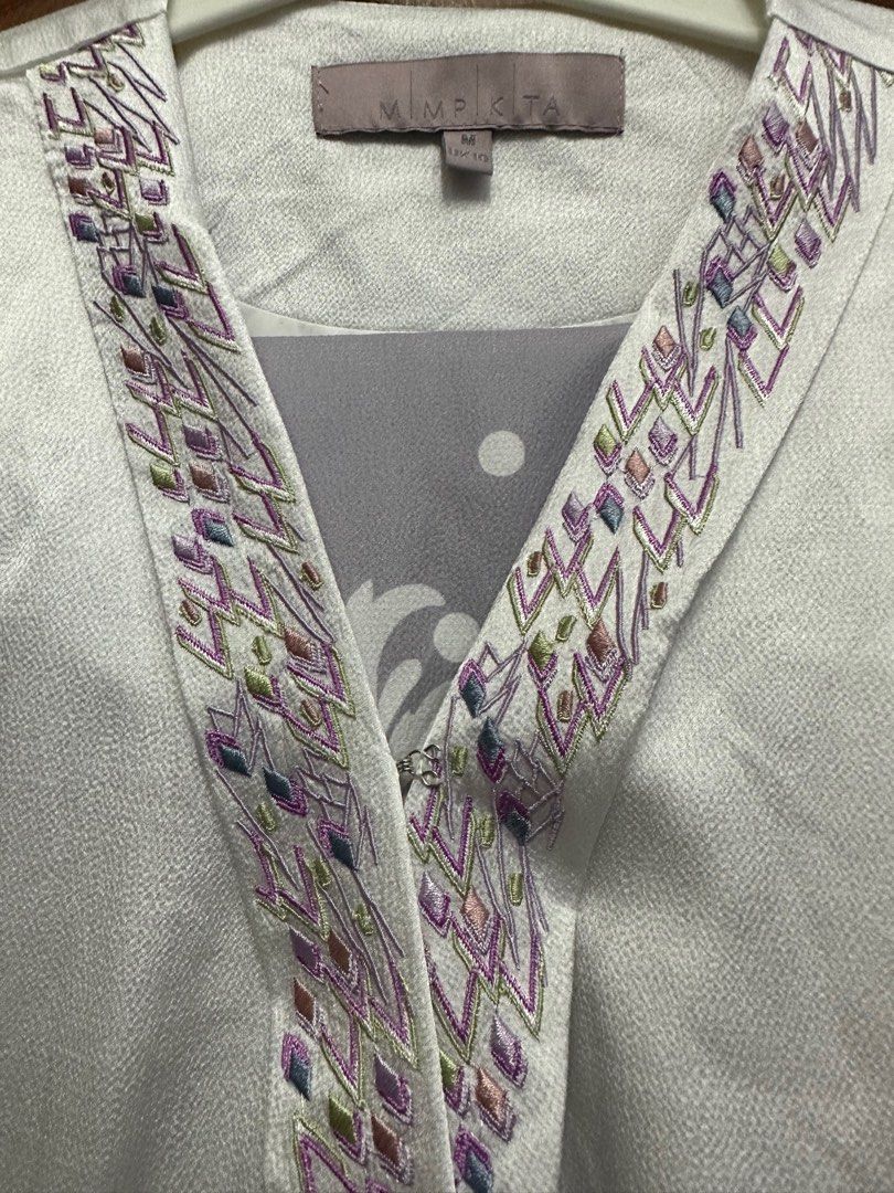 Marikit top in purple main image 1