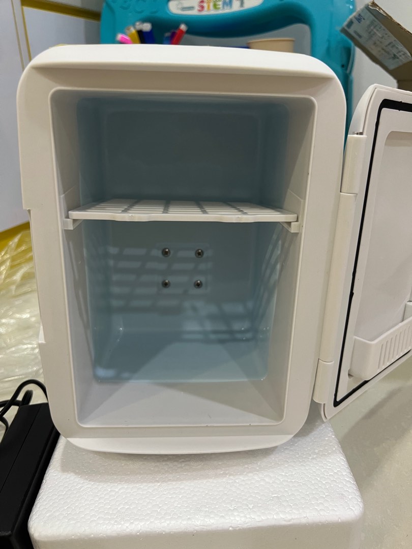 Mini Fridge, Babies & Kids, Nursing & Feeding, Breastfeeding & Bottle