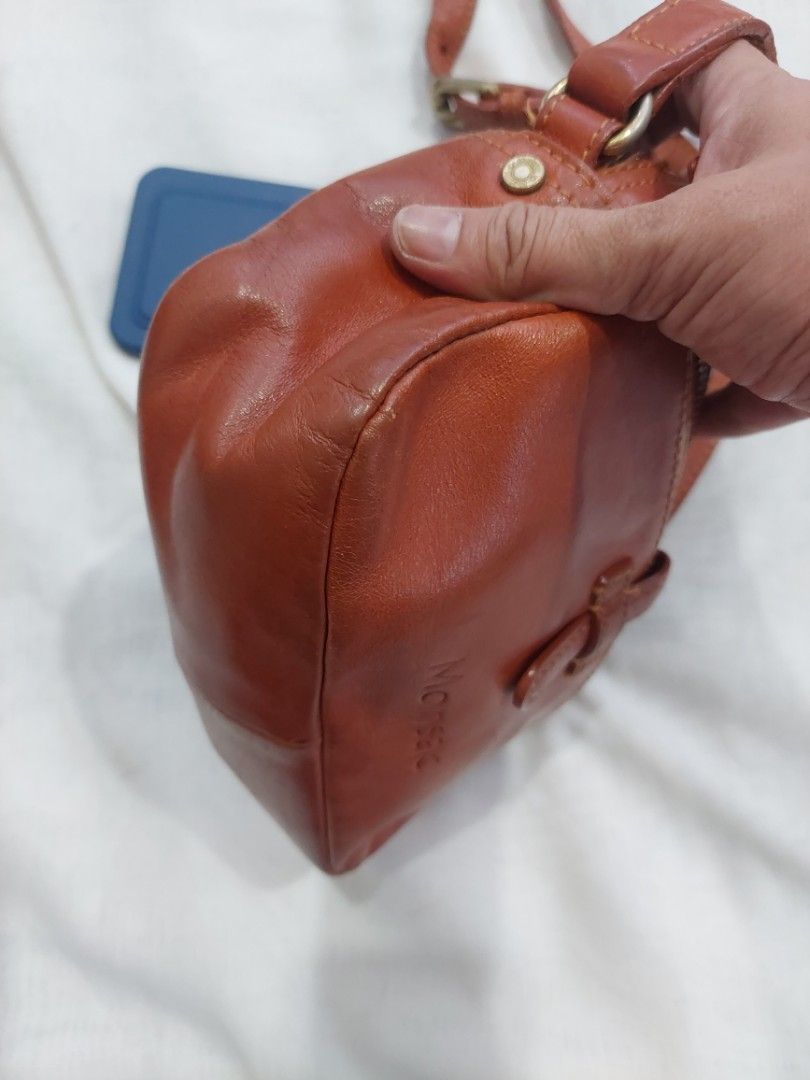 Monsac slingbag good conditio on Carousell