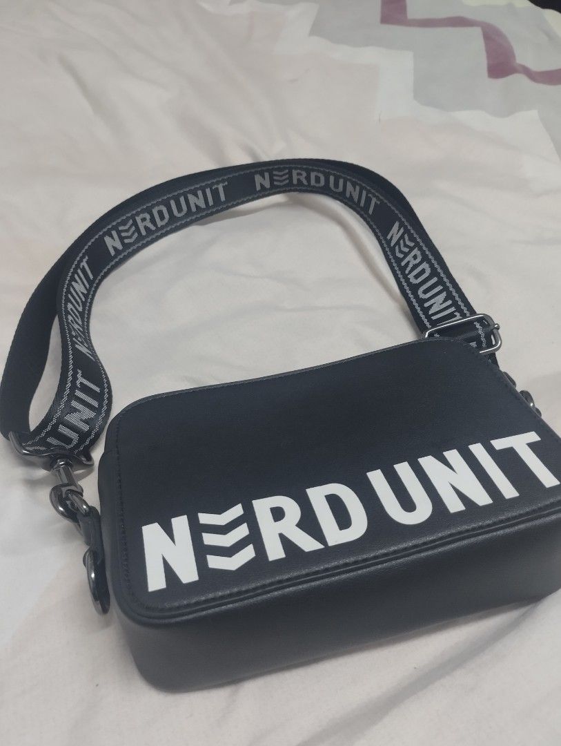 Nerdunit sling bag on sale
