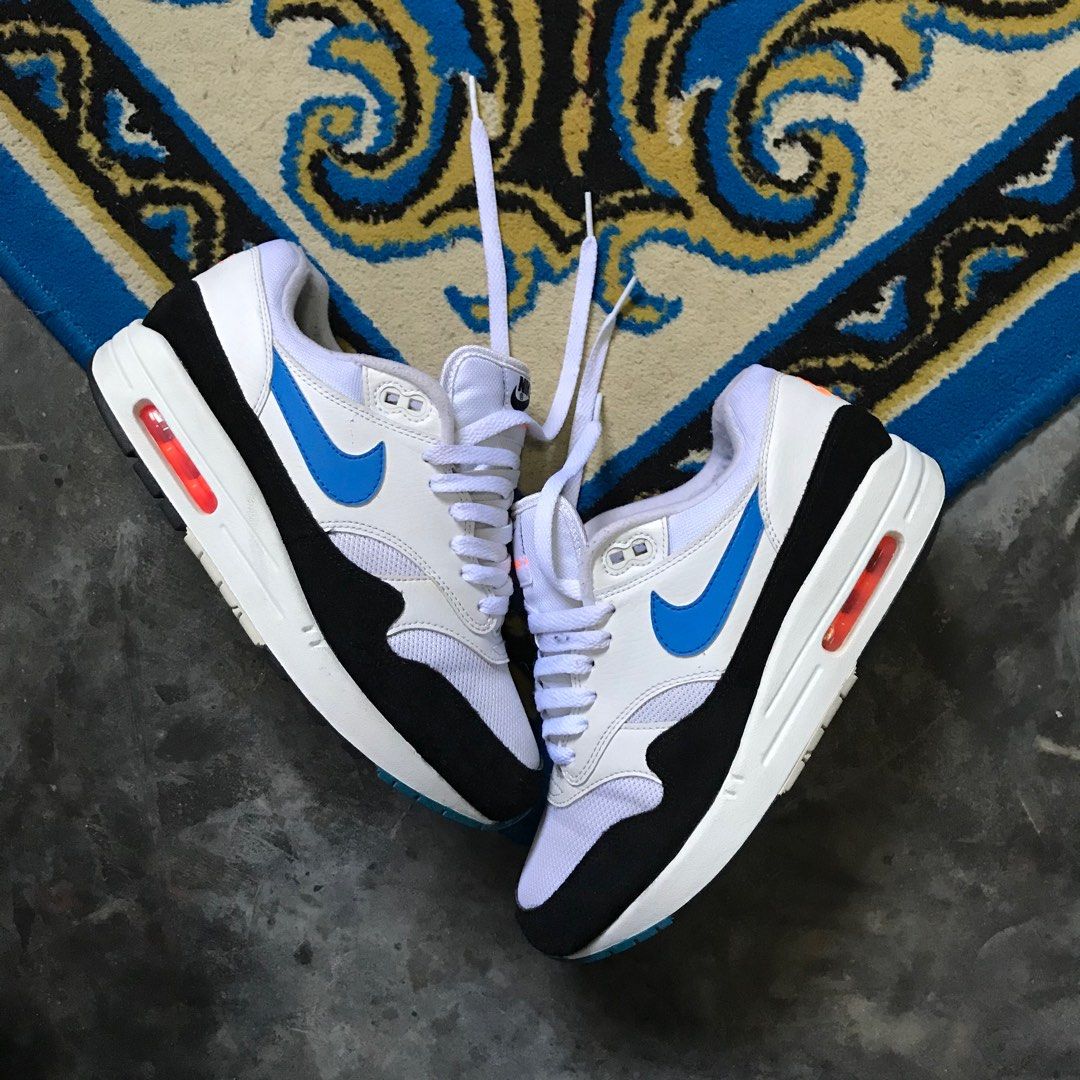 nike air max undefeated black