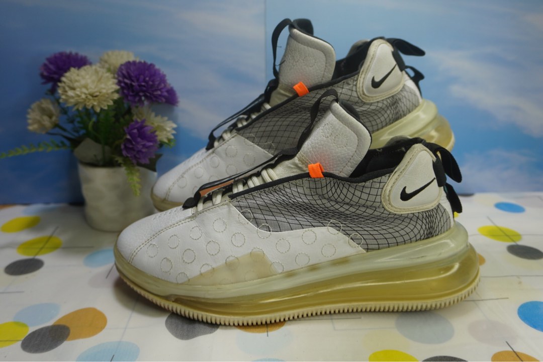 nike air max 720 waves white