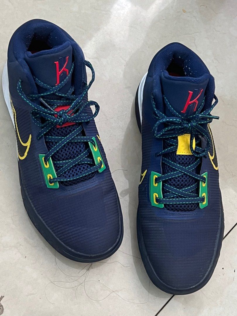 kyrie irving basketball shoes 2018