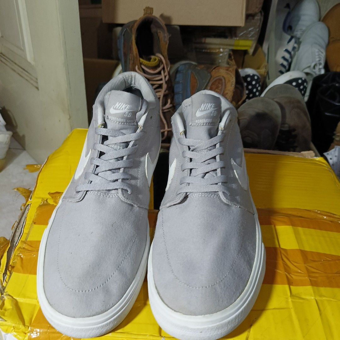 Nike SB 44 Fesyen Pria Sepatu Sneakers di Carousell