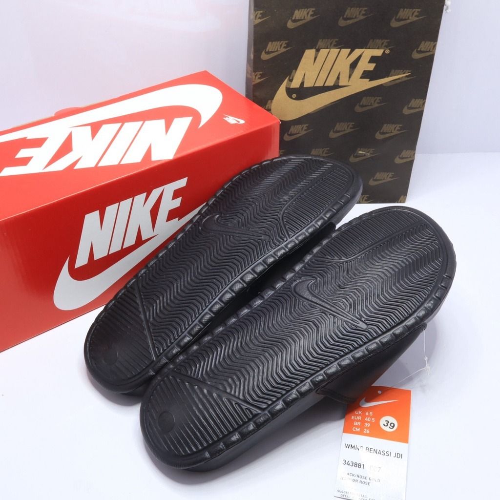 Nike deals benassi 43