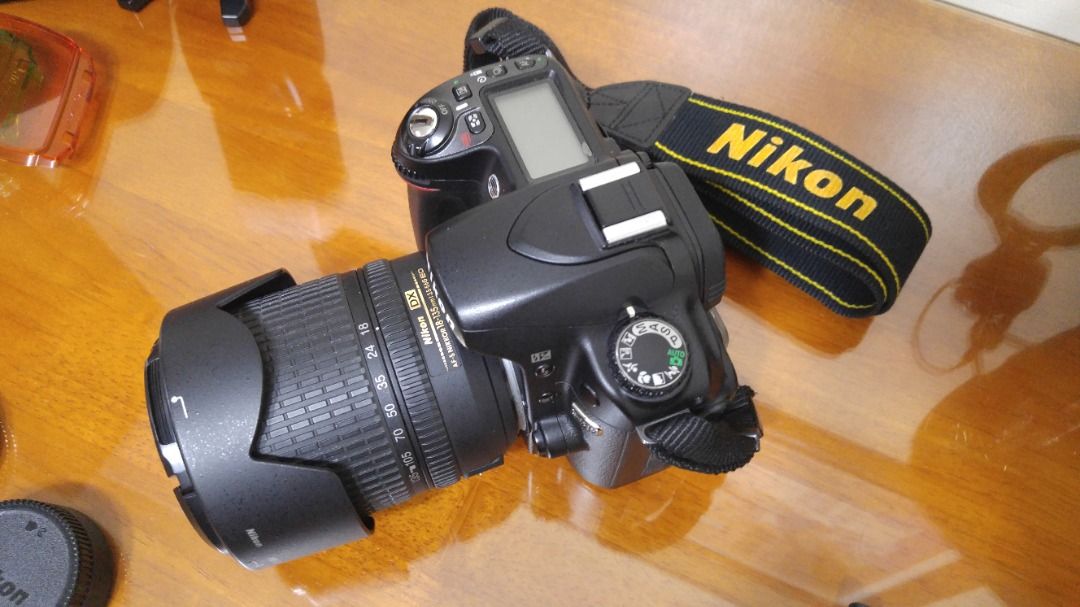 Nikon D80 with Speedlight, Photography, Cameras on Carousell