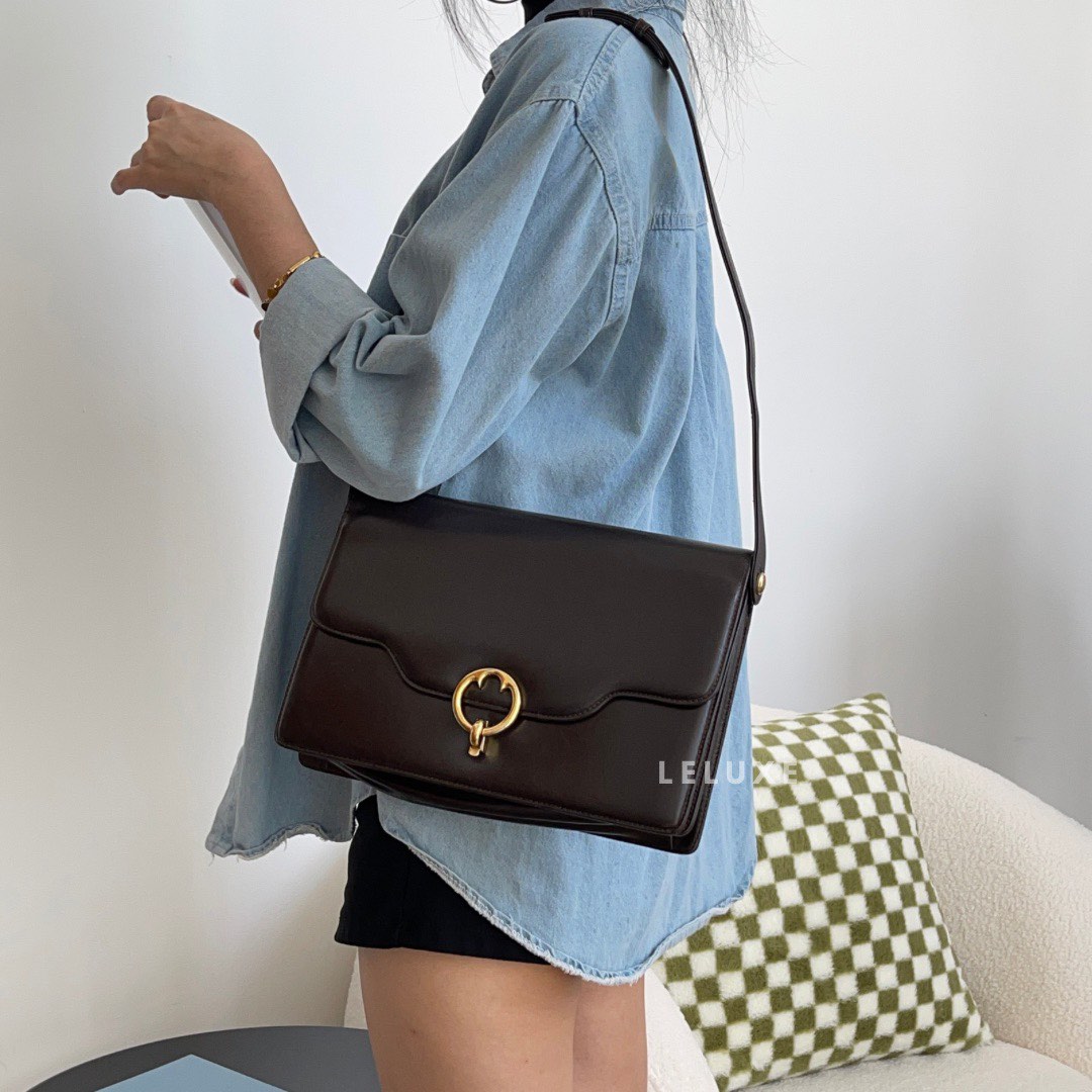 Gucci shoulder store bag old style