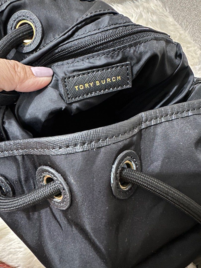 Tory burch scout hot sale nylon drawstring